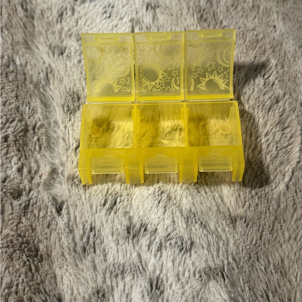 Yellow Travel Pill Case - Picture 3 of 3
